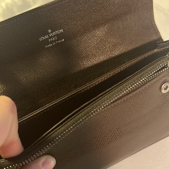 Like New Authentic Louis Vuitton Wallet Brown Saffiano Leather Italian - Picture 9 of 16
